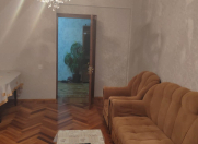 İcarəyə verilir 3 otaqlı 80 m2 köhnə tikili Elmlər Akademiyası m.