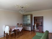 Satılır 3 otaqlı 77 m2 köhnə tikili Memar Əcəmi m.