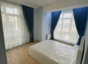 İcarəyə verilir 3 otaqlı 130 m2 yeni tikili Şah İsmayıl Xətai m.