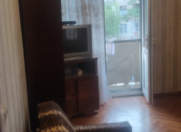 İcarəyə verilir 1 otaqlı 35 m2 köhnə tikili Elmlər Akademiyası m.