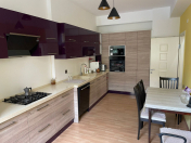 İcarəyə verilir 3 otaqlı 140 m2 yeni tikili 28 May m.