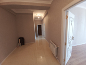 İcarəyə verilir 2 otaqlı 97 m2 yeni tikili Qara Qarayev m.