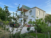 Satılır 6 otaqlı 200 m2 bağ evi Buzovna
