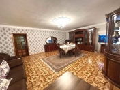 Satılır 3 otaqlı 110 m2 köhnə tikili 8 mkr