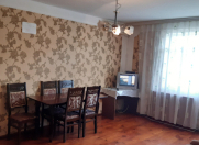 İcarəyə verilir 3 otaqlı 80 m2 köhnə tikili Badamdar