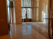 Satılır 4 otaqlı 130 m2 obyekt Memar Əcəmi m.