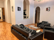 İcarəyə verilir 3 otaqlı 120 m2 köhnə tikili İçəri Şəhər m.