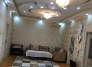 Satılır 8 otaqlı 210 m2 həyət evi Buzovna