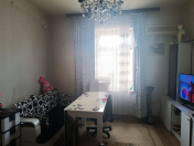 Satılır 2 otaqlı 33 m2 köhnə tikili Ulduz m.