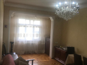 Satılır 2 otaqlı 55 m2 köhnə tikili 4 mkr