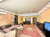 Satılır 5 otaqlı 215 m2 yeni tikili Rusiya səfirliyi