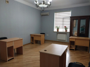 İcarəyə verilir 4 otaqlı 220 m2 ofis Nəriman Nərimanov m.