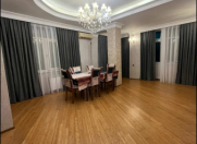 Satılır 3 otaqlı 120 m2 yeni tikili Memar Əcəmi m.