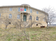 Satılır 7 otaqlı 200 m2 bağ evi Göygöl