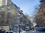 Satılır 1 otaqlı 40 m2 köhnə tikili Nəriman Nərimanov m.