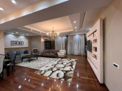 İcarəyə verilir 4 otaqlı 170 m2 ofis Şah İsmayıl Xətai m.