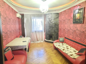 İcarəyə verilir 2 otaqlı 50 m2 köhnə tikili Memar Əcəmi m.