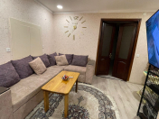 İcarəyə verilir 2 otaqlı 65 m2 köhnə tikili İçəri Şəhər m.