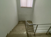 İcarəyə verilir 2 otaqlı 450 m2 obyekt Memar Əcəmi m.