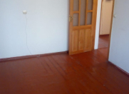 Satılır 3 otaqlı 65 m2 köhnə tikili Memar Əcəmi m.