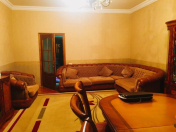 Satılır 3 otaqlı 130 m2 yeni tikili Ayna Sultanova heykəli