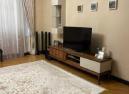 İcarəyə verilir 4 otaqlı 130 m2 köhnə tikili İçəri Şəhər m.