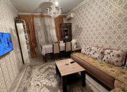 Satılır 2 otaqlı 60 m2 köhnə tikili Gənclik m.