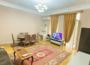 İcarəyə verilir 3 otaqlı 85 m2 köhnə tikili AAF PARK