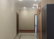 İcarəyə verilir 4 otaqlı 180 m2 yeni tikili Rəssamlıq Akademiyası