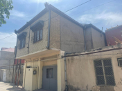 Satılır 9 otaqlı 300 m2 həyət evi İnşaatçılar m.