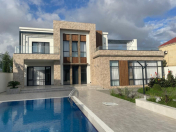 Satılır 5 otaqlı 500 m2 həyət evi Mərdəkan