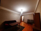 İcarəyə verilir 2 otaqlı 73 m2 köhnə tikili 3 mkr