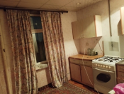 Satılır 2 otaqlı 66 m2 köhnə tikili Memar Əcəmi m.