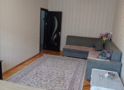 Satılır 2 otaqlı 70 m2 köhnə tikili Əhmədli m.