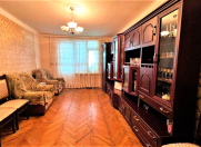 Satılır 3 otaqlı 70 m2 köhnə tikili Neftçilər m.