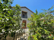 Satılır 8 otaqlı 360 m2 həyət evi Buzovna