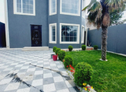 Satılır 5 otaqlı 200 m2 həyət evi Binə