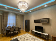 İcarəyə verilir 3 otaqlı 110 m2 yeni tikili Elmlər Akademiyası m.