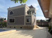 Satılır 5 otaqlı 250 m2 bağ evi Koroğlu m.