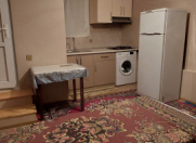 İcarəyə verilir 2 otaqlı 44 m2 həyət evi Badamdar