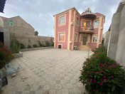 Satılır 4 otaqlı 240 m2 həyət evi Suraxanı r.