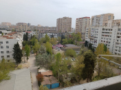 Satılır 3 otaqlı 65 m2 köhnə tikili Əhmədli m.