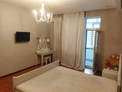 İcarəyə verilir 3 otaqlı 120 m2 yeni tikili İnşaatçılar m.