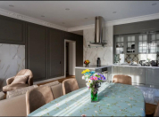 Satılır 3 otaqlı 115 m2 yeni tikili Səbail r.