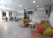 Satılır 10 otaqlı 330 m2 obyekt Xalqlar Dostluğu m.