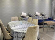 İcarəyə verilir 2 otaqlı 80 m2 köhnə tikili İçəri Şəhər m.