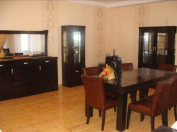 İcarəyə verilir 3 otaqlı 132 m2 yeni tikili Gənclik m.