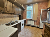 İcarəyə verilir 3 otaqlı 80 m2 köhnə tikili Nəsimi r.