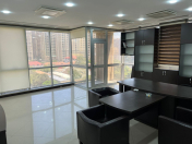İcarəyə verilir 7 otaqlı 240 m2 ofis Şah İsmayıl Xətai m.