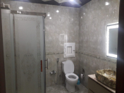 İcarəyə verilir 3 otaqlı 160 m2 yeni tikili 28 May m.